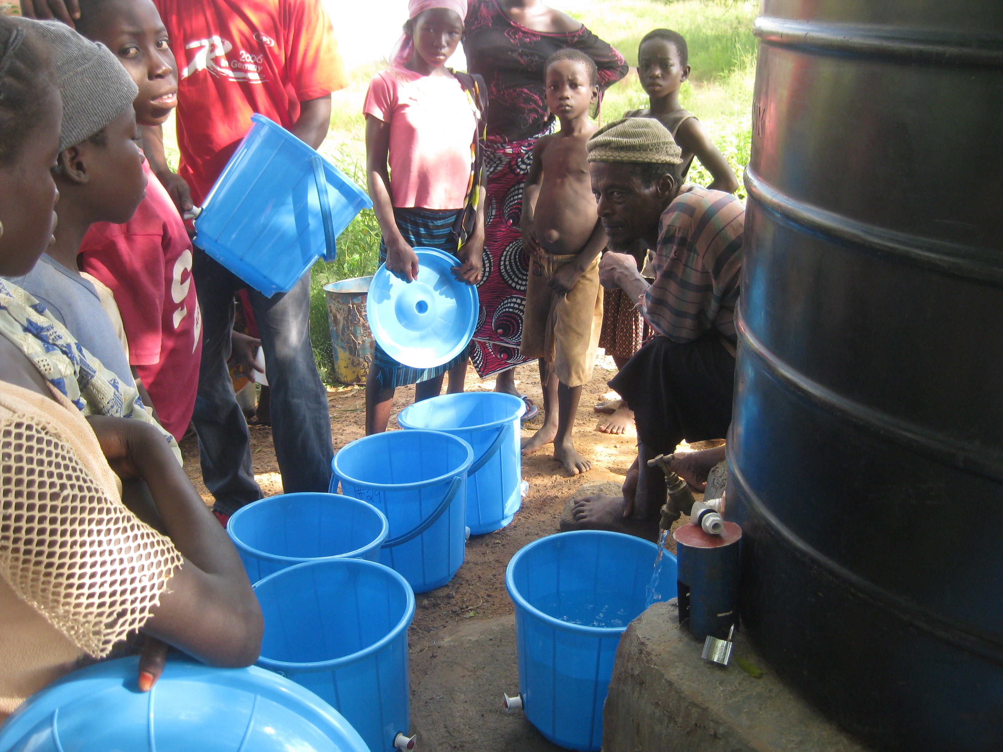 IMG_3787 Alhassan selling water on opening day at Jarigu
